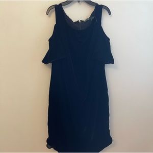 Lauren Ralph Lauren women’s velour black, peekaboo shoulder out dress size 4